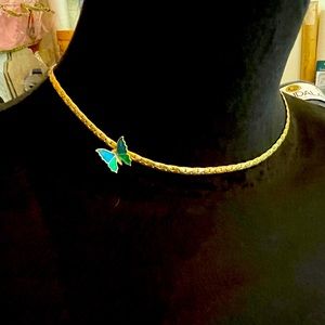 VTG Rare Avon Alighted Butterfly Necklace